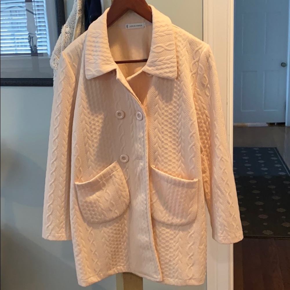 Cream Jacket with pattern